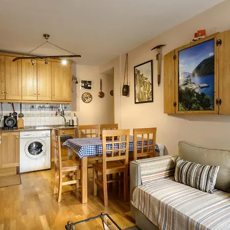 Apartamento Iglesia I Apartman Escarrilla